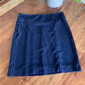CAbi Newport Navy Blue Ponte Pencil Skirt 875 size 6 Stretch EUC